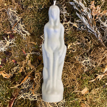 Charger l'image dans la galerie, Bougie figure (femelle) pour sorts et autels