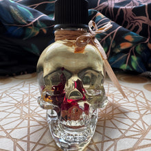 Load image into Gallery viewer, Skull Shaped Oil Bottles