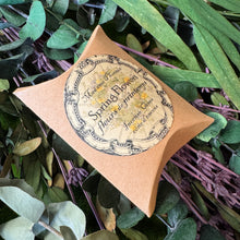 Load image into Gallery viewer, Cone Incense - 1 Tin of 12 Cones