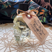 Load image into Gallery viewer, Skull Shaped Oil Bottles