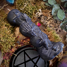 Charger l'image dans la galerie, Repousser les ennemis | Invisibles | Protection | Bougie en forme de potins Stop