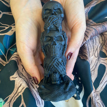 Charger l'image dans la galerie, Repousser les ennemis | Invisibles | Protection | Bougie en forme de potins Stop