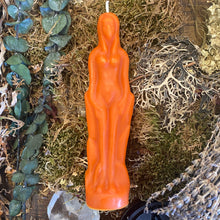 Charger l'image dans la galerie, Bougie figure (femelle) pour sorts et autels