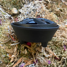 Charger l'image dans la galerie, Brûle-encens pentacle en fonte