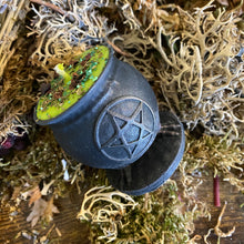 Charger l'image dans la galerie, Bougies de sort de chaudron de sorcière de luxe
