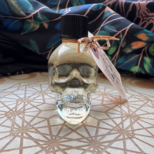 Load image into Gallery viewer, Skull Shaped Oil Bottles
