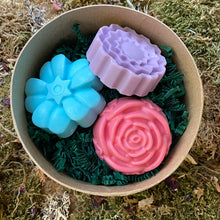 Charger l'image dans la galerie, Échantillonneur de savon magique aux fleurs