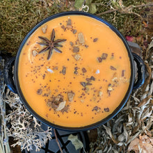 Charger l'image dans la galerie, Bougie de sort de bénédiction d’abondance de chaudron d’épices