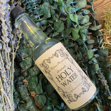 Charger l'image dans la galerie, Eau bénite et consacrée