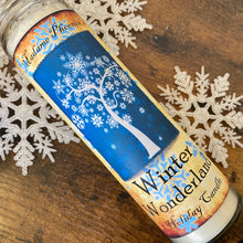 Charger l'image dans la galerie, Bougie de sort de vacances du pays des merveilles d’hiver