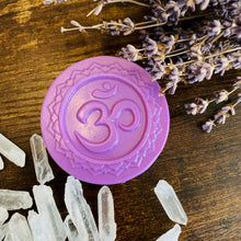 Charger l'image dans la galerie, Savon entièrement naturel de guérison et d’équilibrage des chakras