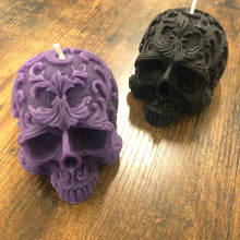 Load image into Gallery viewer, Filigree Skull Shaped Candle (Black)