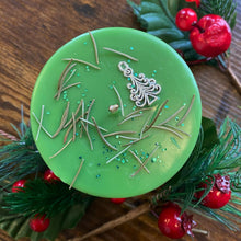 Charger l'image dans la galerie, Bougie épaisse de bénédiction des fêtes de la guirlande de Noël