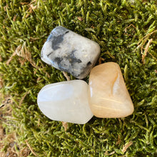 Charger l'image dans la galerie, Cristaux roulés pour la magie, la guérison et le travail énergétique