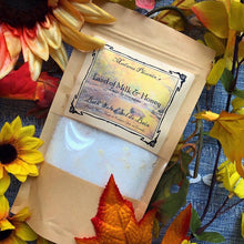 Charger l'image dans la galerie, Sel de bain au lait rituel Land of Milk & Honey Abondance