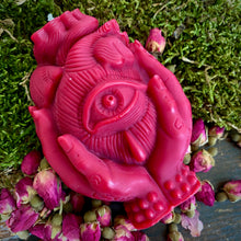 Load image into Gallery viewer, Anatomical Heart Evil Eye Shaped Love Magic Spell Candle