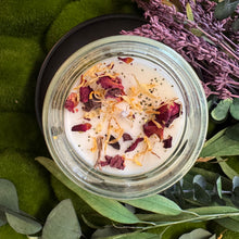 Load image into Gallery viewer, Summer Blossoms Spell Candle
