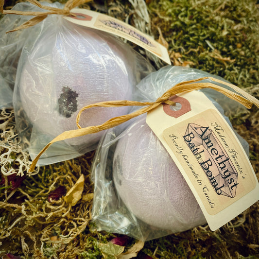 Bombe de bain végétalienne Magic Spell en cristal d’améthyste