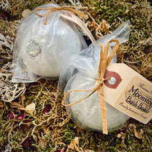 Load image into Gallery viewer, Moonstone Crystal Blessing Magic Bath Bomb
