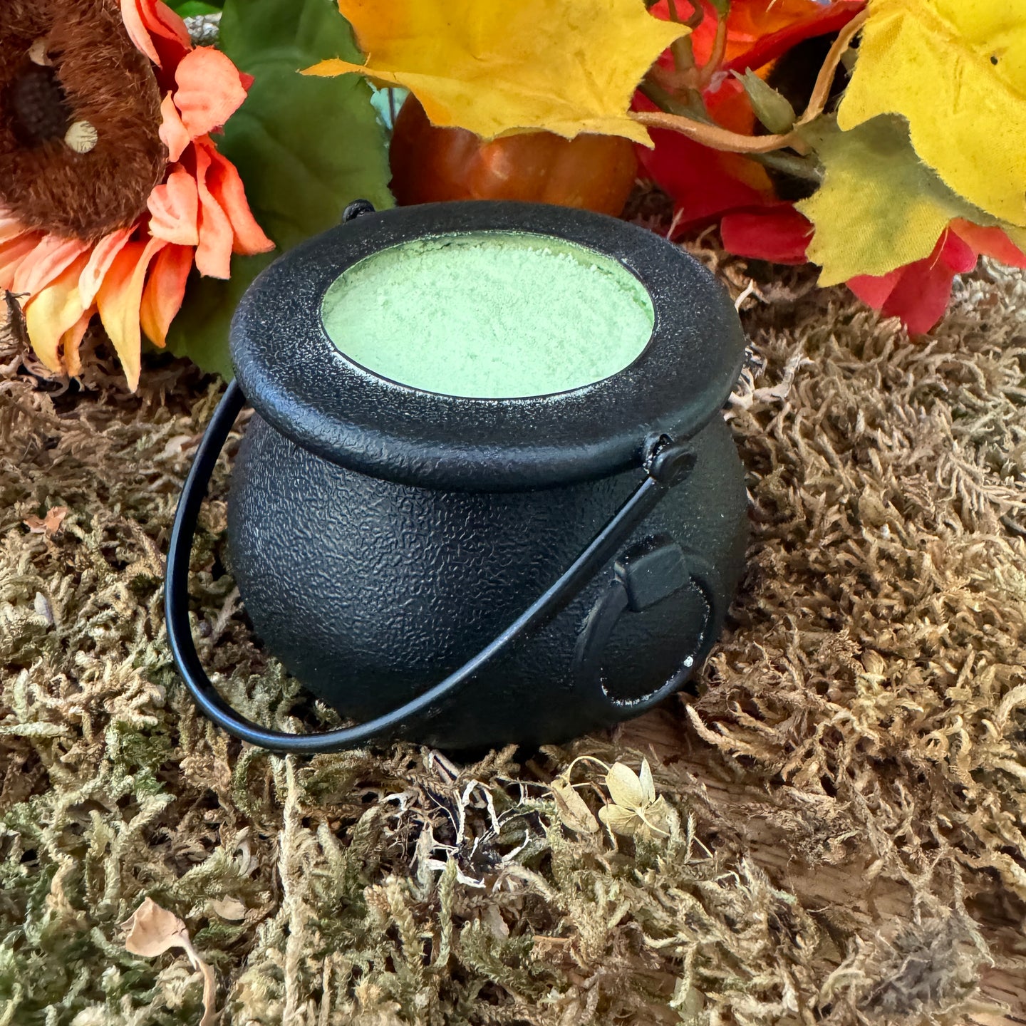 Witches Brew Cauldron Bomb