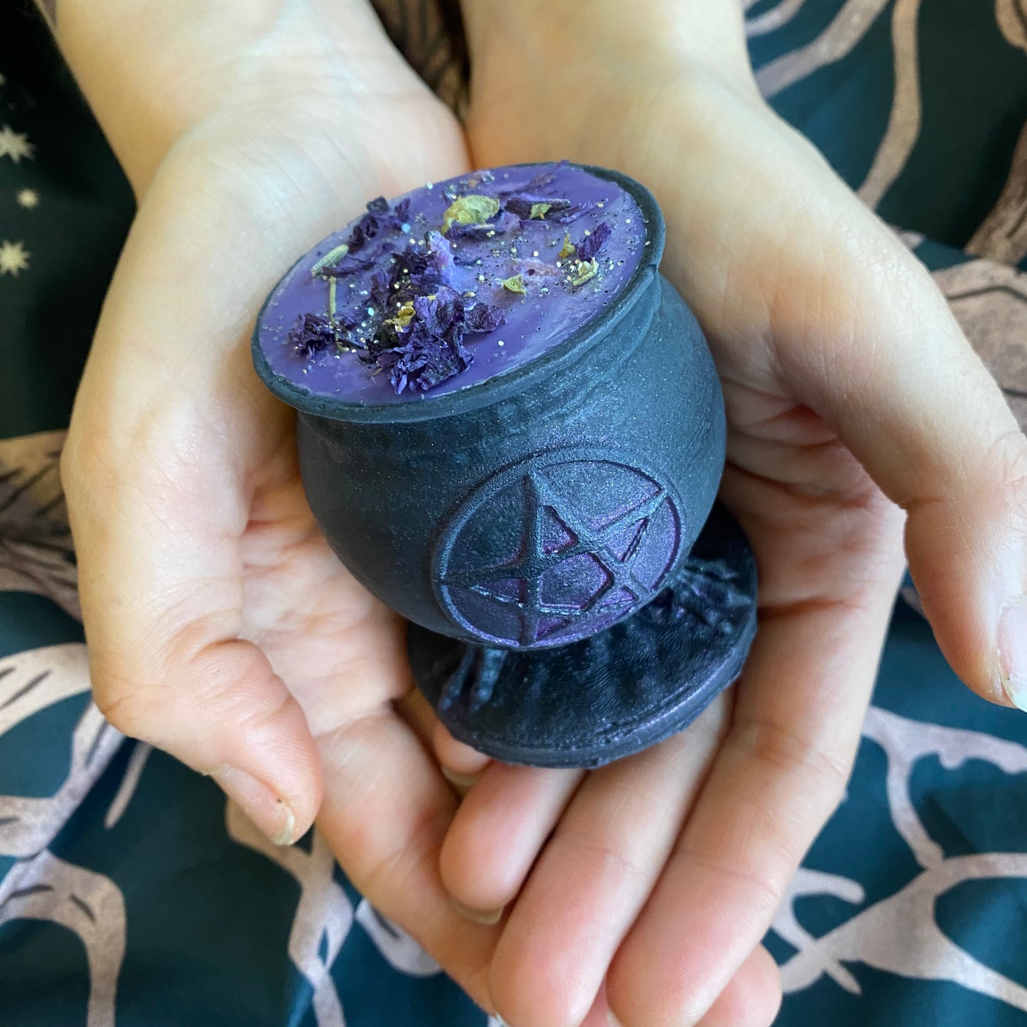 Deluxe Witch's Cauldron Shaped Spell Candles