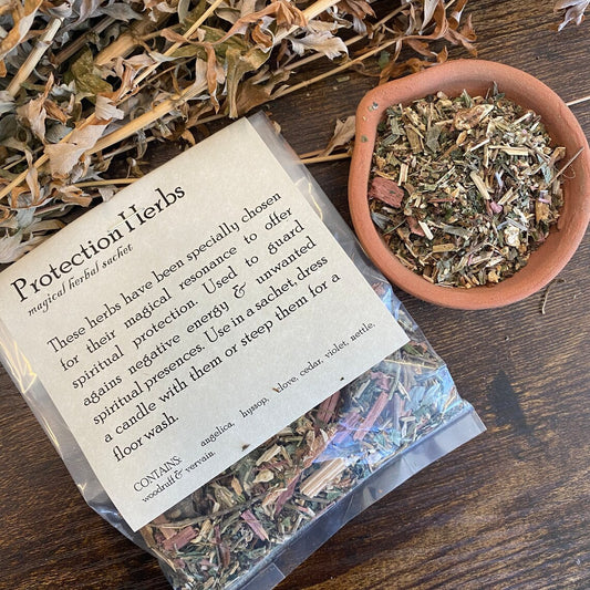 Mélange d'herbes magiques : herbes de protection