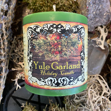 Load image into Gallery viewer, Yule Garland Holiday Blessing Chunky Candle
