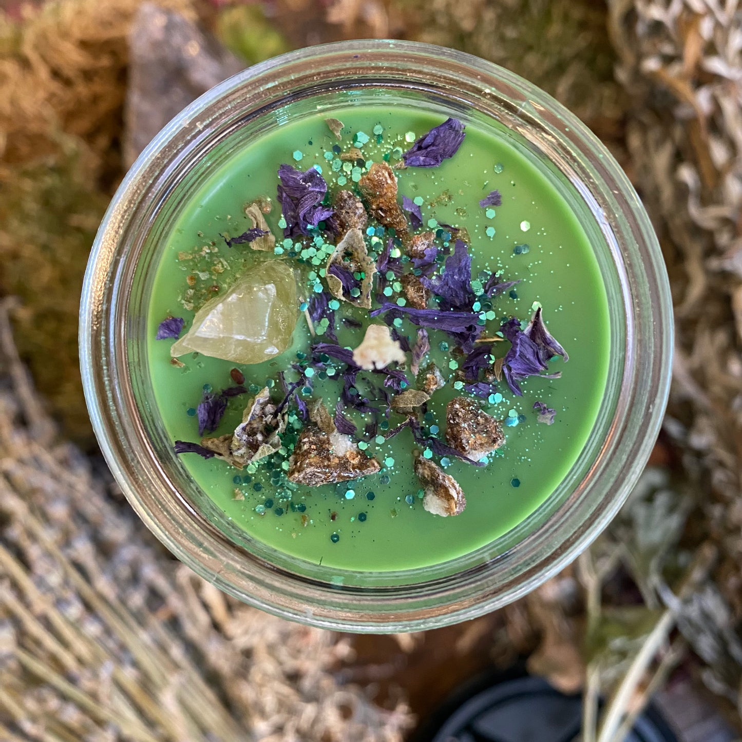 Sanctuaire de la déesse Freya et bougie magique d’amour rituel