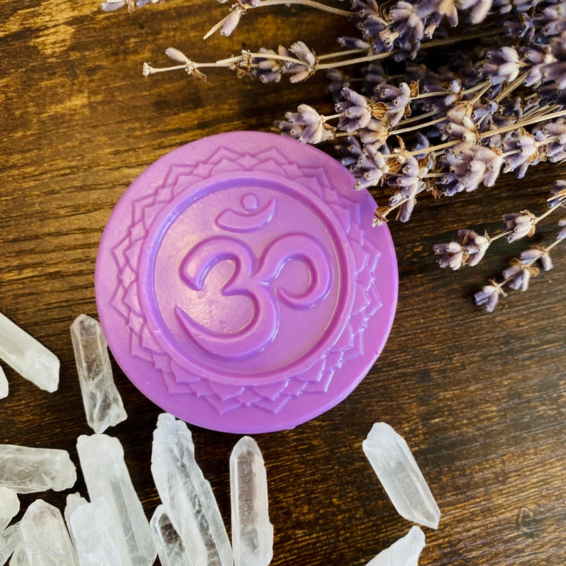 Savon entièrement naturel de guérison et d’équilibrage des chakras